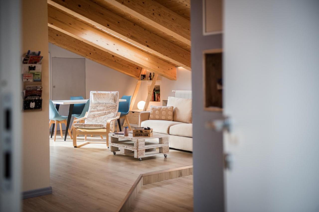 Loft 29 Mansardato Con Ampio Terrazzo Bussoleno Eksteriør bilde