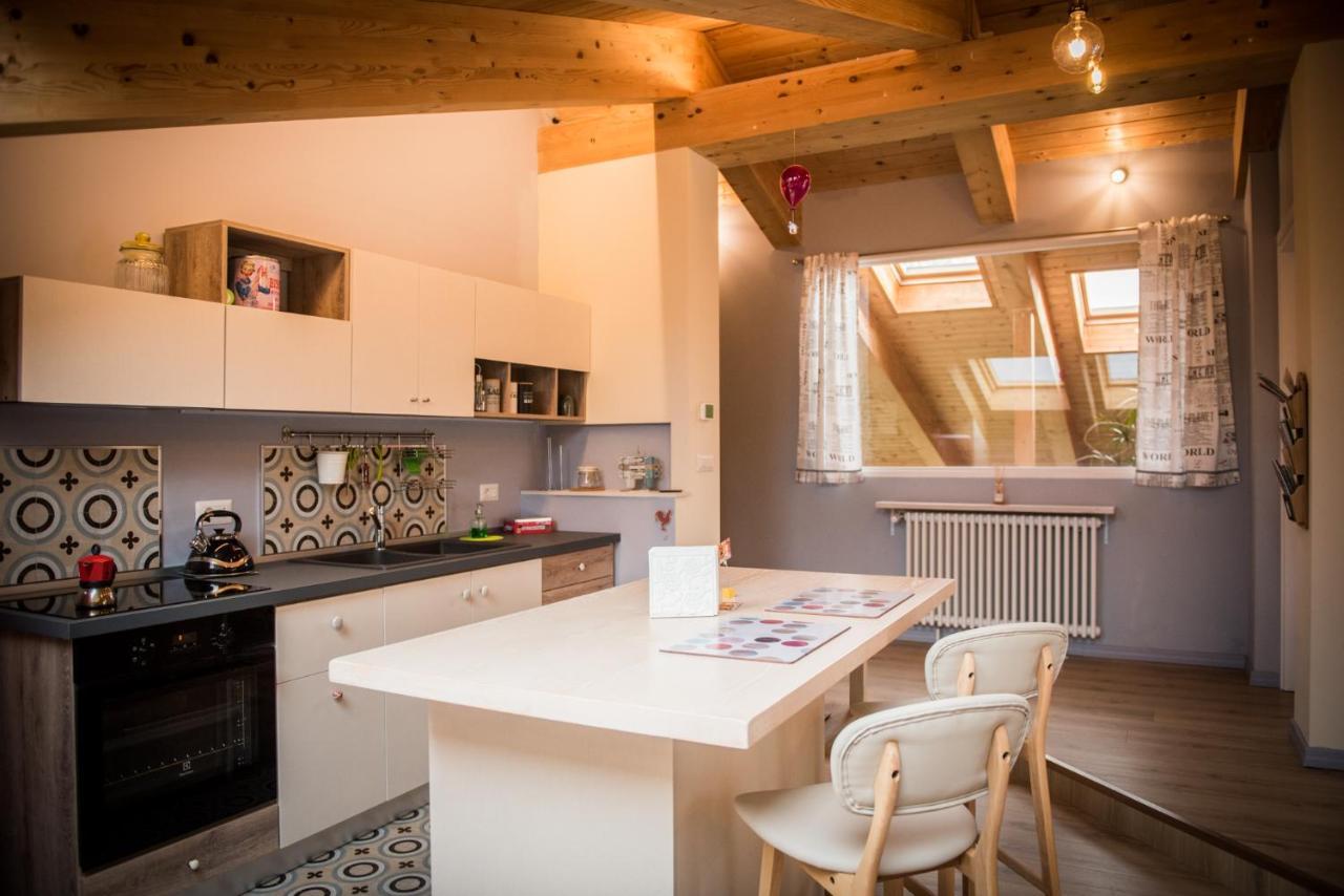 Loft 29 Mansardato Con Ampio Terrazzo Bussoleno Eksteriør bilde