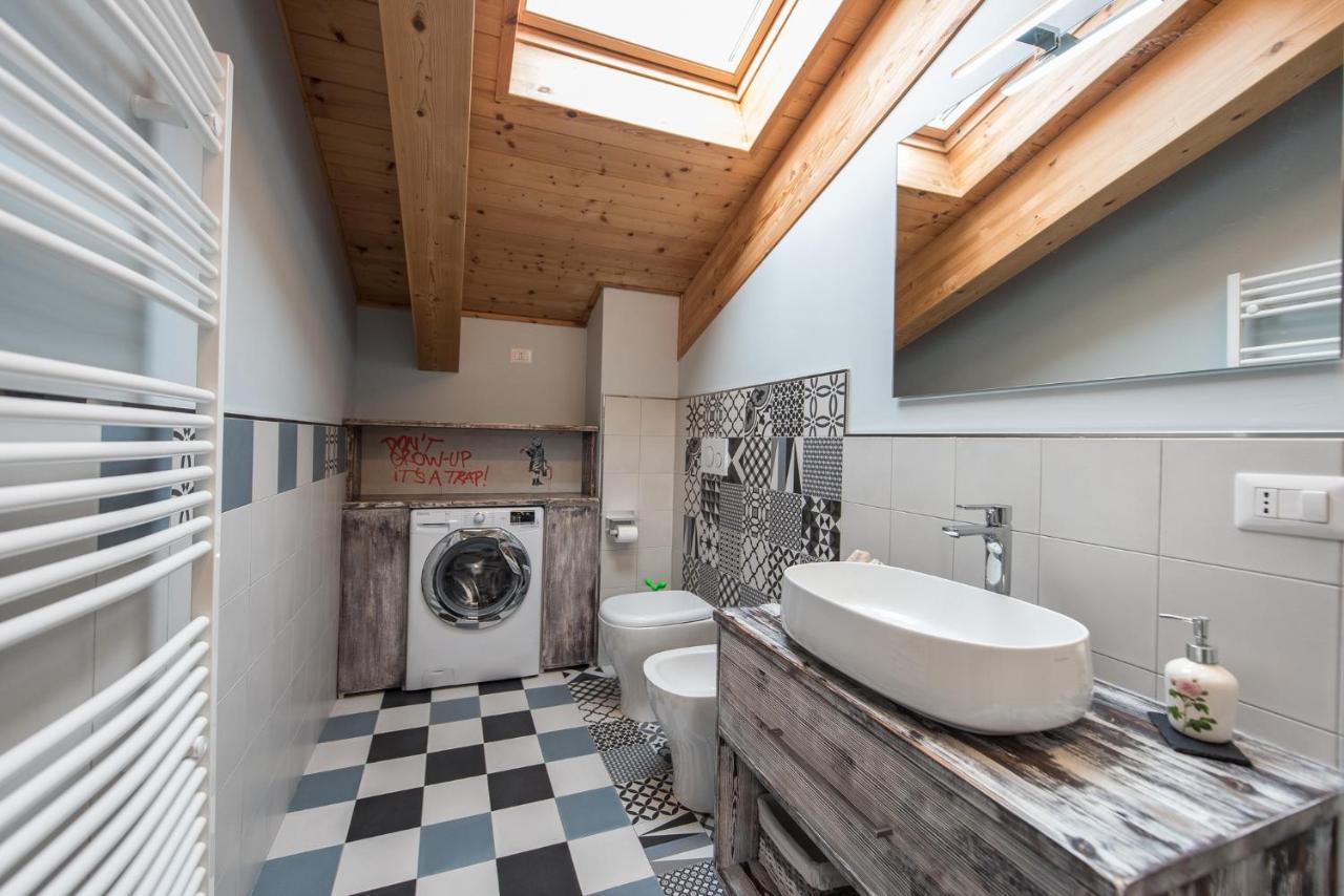 Loft 29 Mansardato Con Ampio Terrazzo Bussoleno Eksteriør bilde