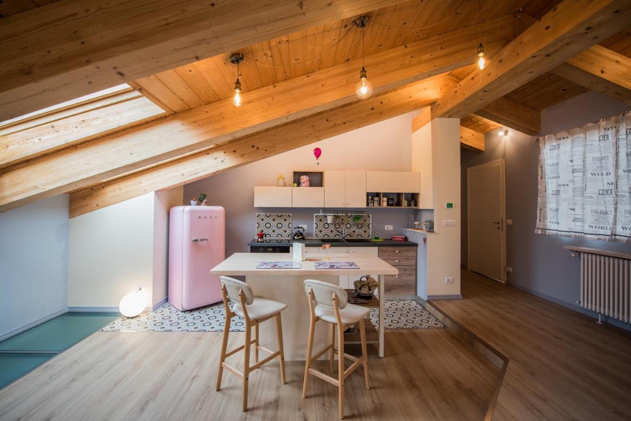 Loft 29 Mansardato Con Ampio Terrazzo Bussoleno Eksteriør bilde